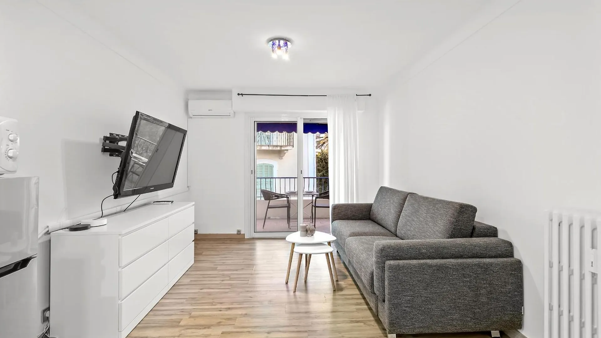Appartement Studio Moderne Proche Des Plages A Cannes Frankrijk